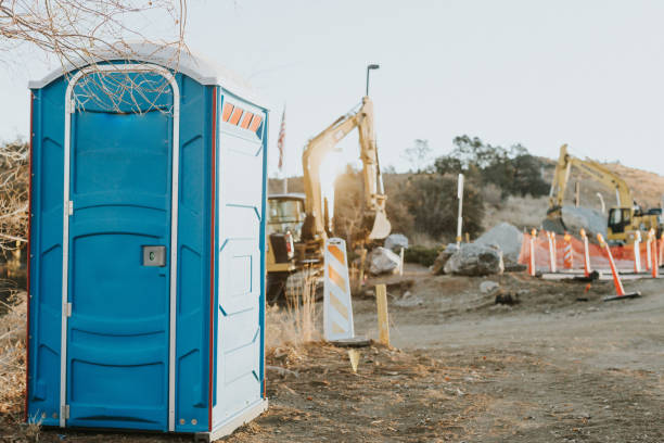 Best Portable toilet rental cost  in Lake Linden, MI